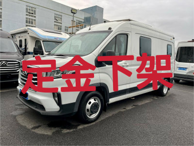 2023年3月 上汽大通 RV90 2.0T旅行家V90自行式B型房车旗舰版图片