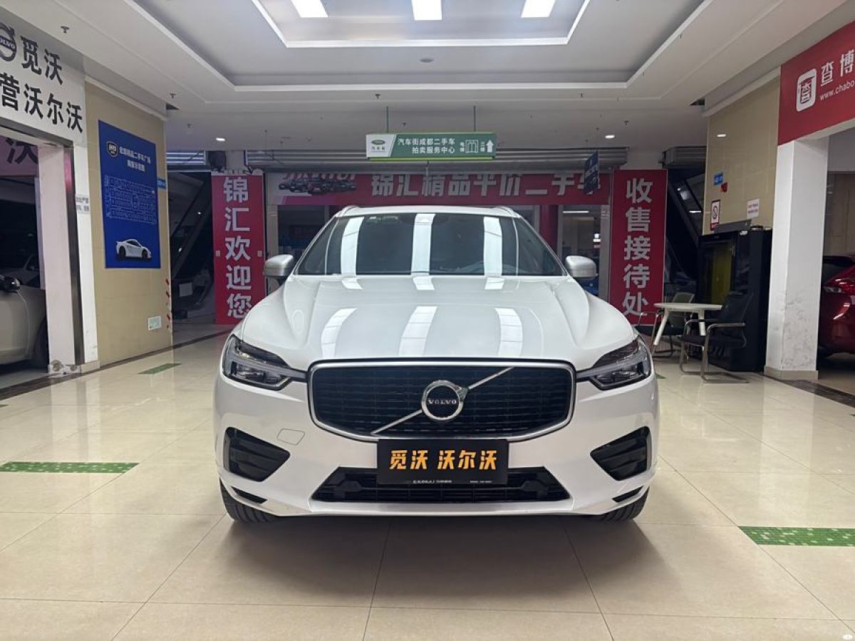 沃爾沃 XC60  2019款 T5 四驅(qū)智遠(yuǎn)運(yùn)動(dòng)版 國(guó)VI圖片