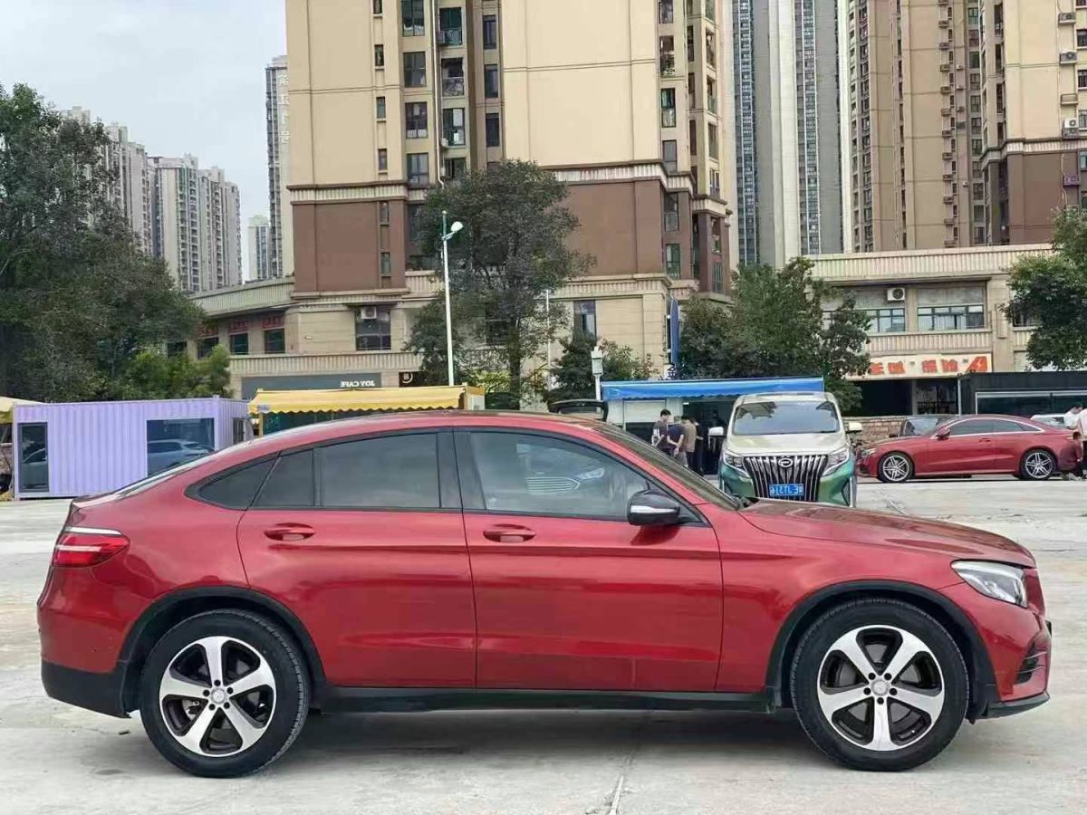 奔馳 奔馳GLC轎跑 AMG  2017款 AMG GLC 43 4MATIC 轎跑SUV圖片