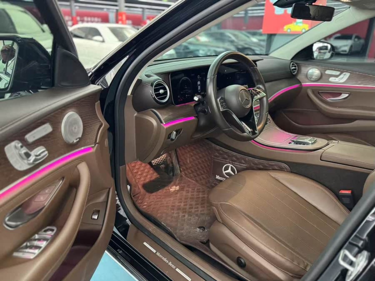 奔馳 奔馳E級  2023款 改款 E 300 L 時尚型圖片