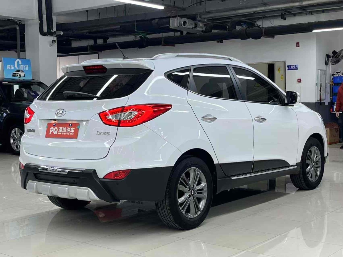 現(xiàn)代 ix35  2015款 2.0L 自動兩驅(qū)智能型 國IV圖片