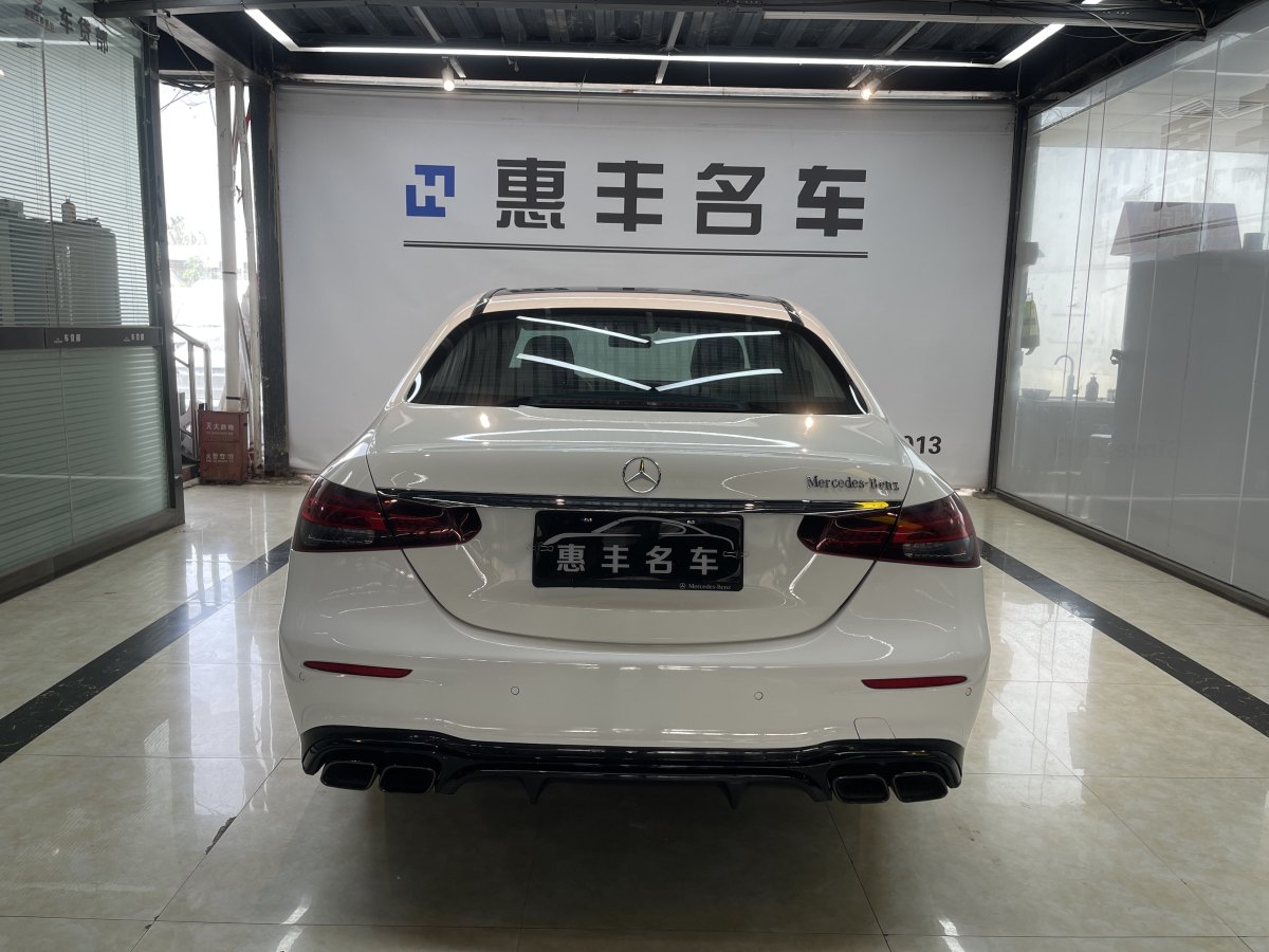 奔馳 奔馳E級(jí)  2021款 改款 E 300 L 運(yùn)動(dòng)豪華型圖片