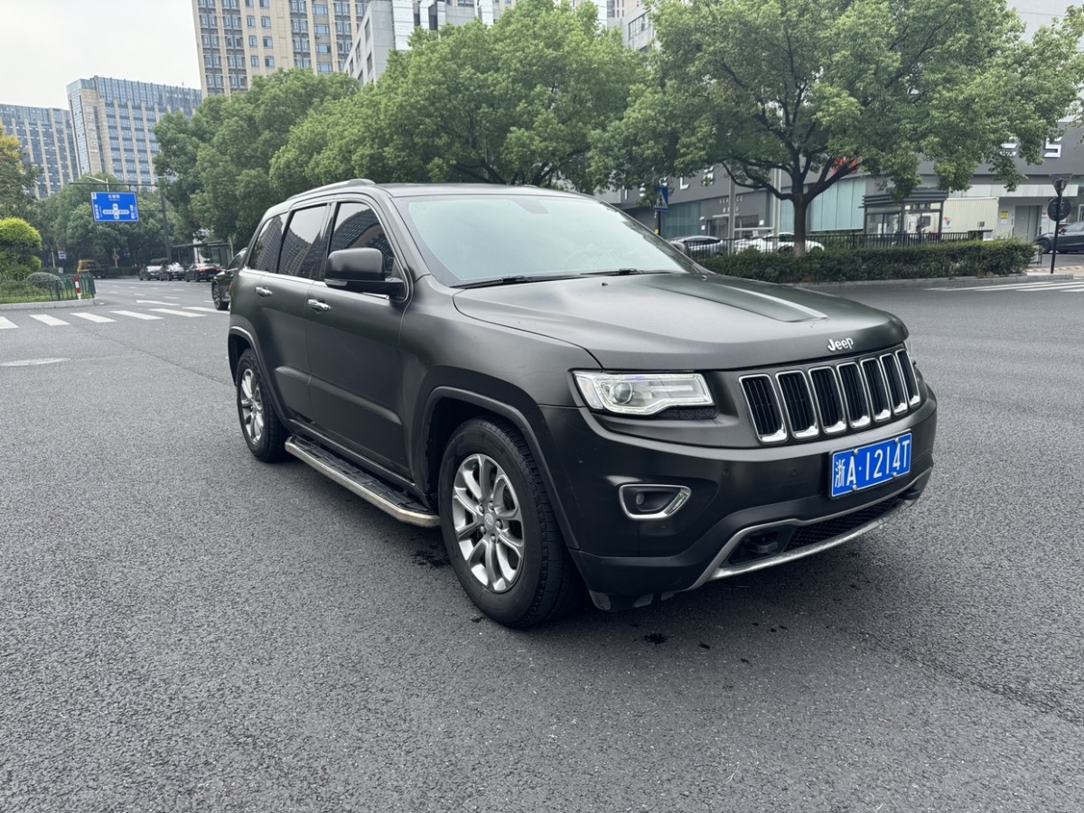 Jeep 大切諾基  2014款 3.6L 舒適導(dǎo)航版圖片