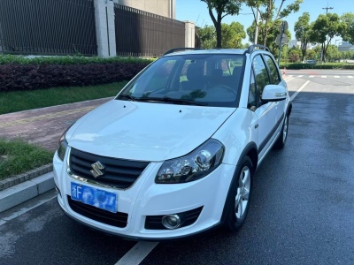 2011年8月 鈴木 天語(yǔ) SX4 兩廂 1.6L 自動(dòng)舒適型圖片