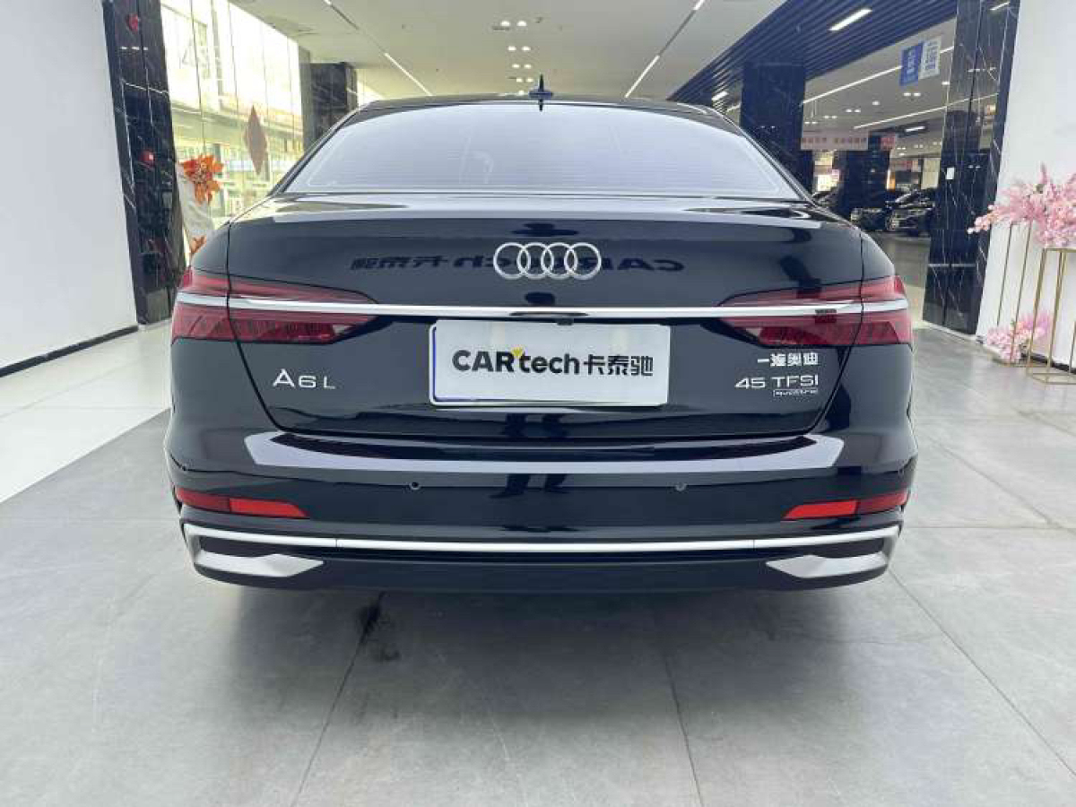 奧迪 奧迪A6L  2023款 45 TFSI 臻選動感型圖片