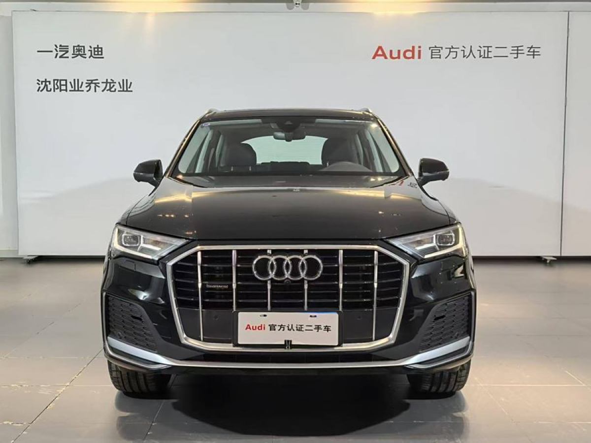 奧迪 奧迪Q7  2023款 45 TFSI quattro S line運(yùn)動(dòng)型圖片