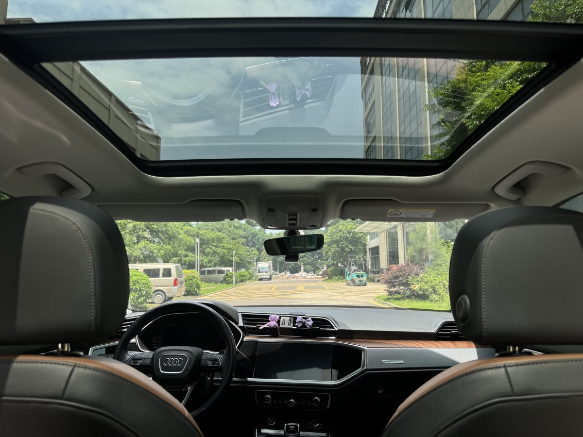 奧迪 奧迪Q3  2024款 35 TFSI 進(jìn)取致雅型圖片