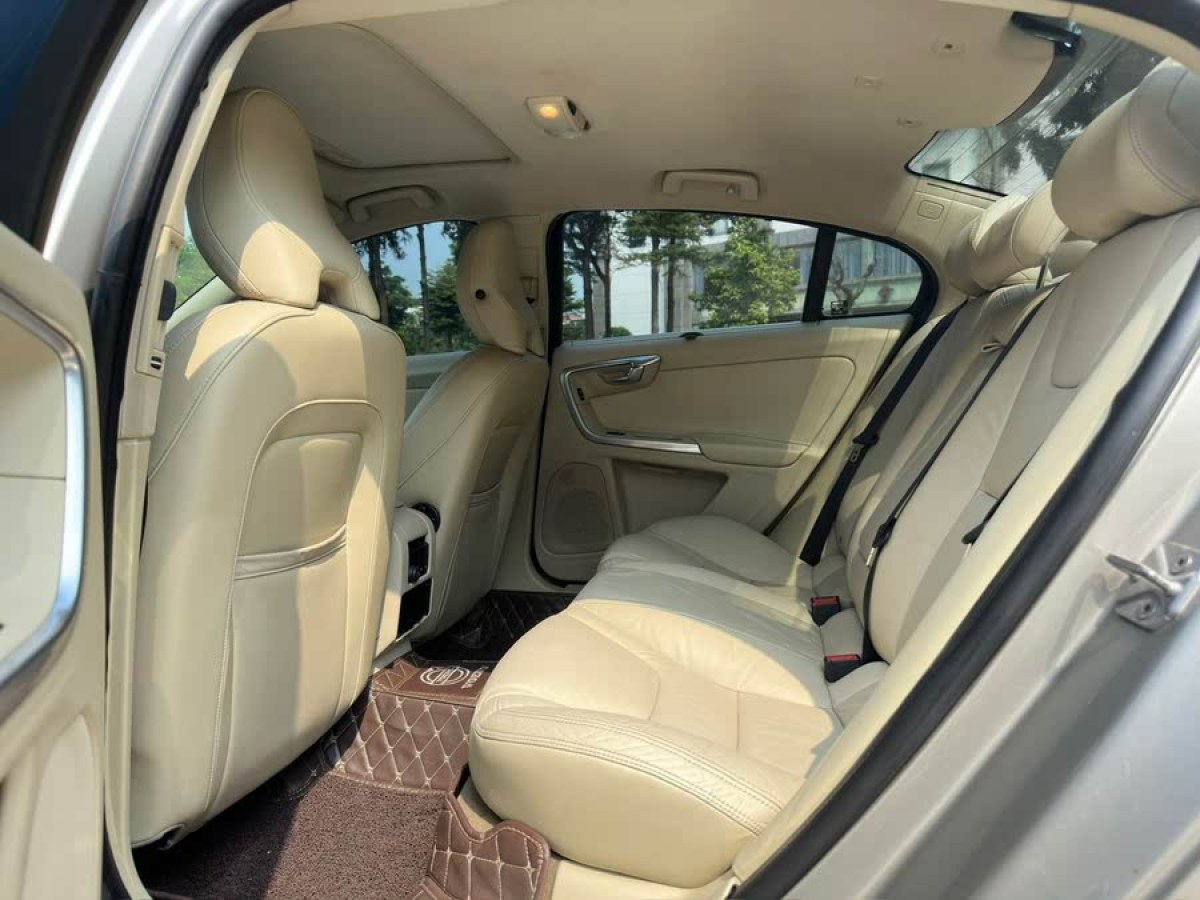 沃爾沃 S60  2014款 S60L 2.0T T5 智越版圖片