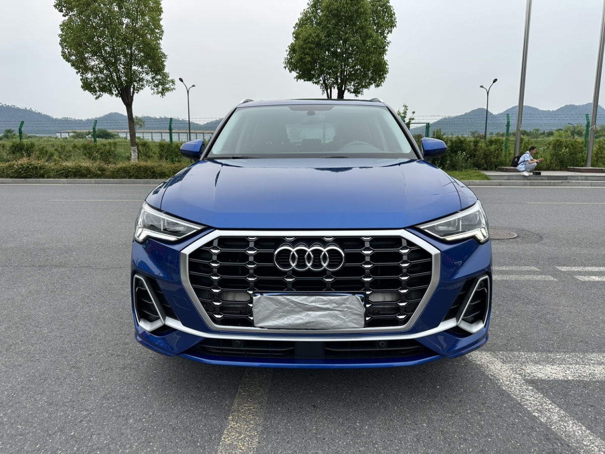 奧迪 奧迪Q3  2020款 35 TFSI 進取致雅型圖片