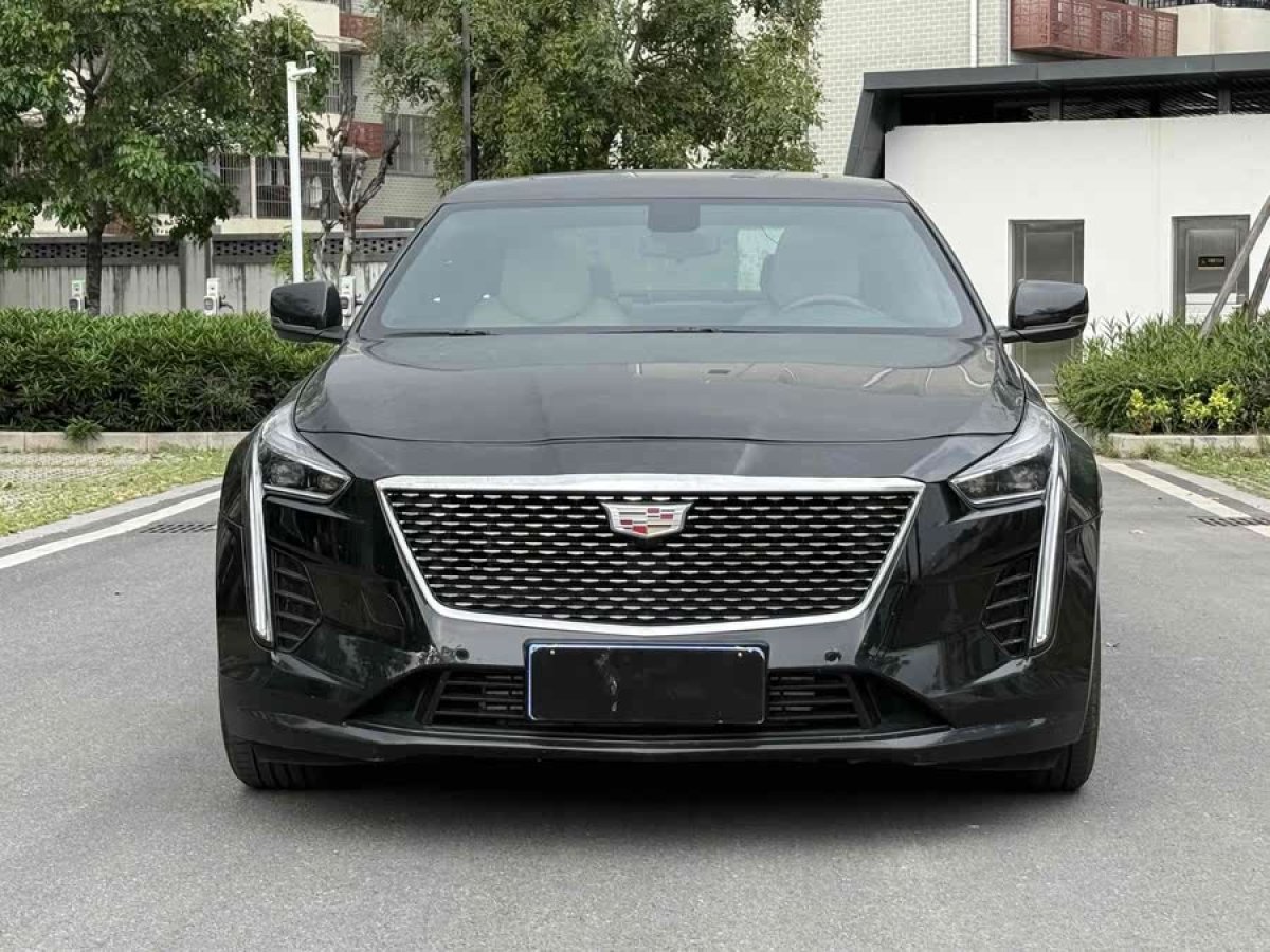 凱迪拉克 CT6  2019款 28T 時(shí)尚型圖片