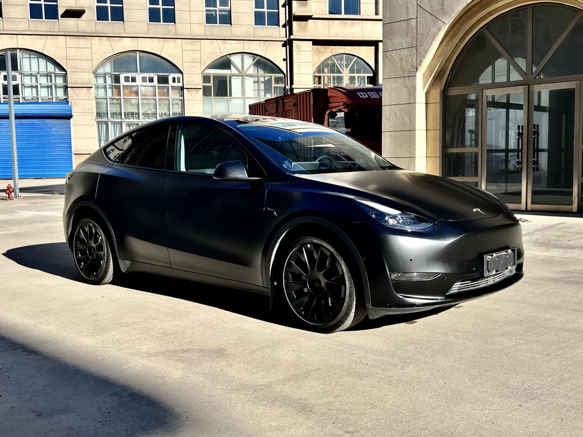 2021年4月特斯拉 Model Y  2023款 長續(xù)航煥新版 雙電機全輪驅動