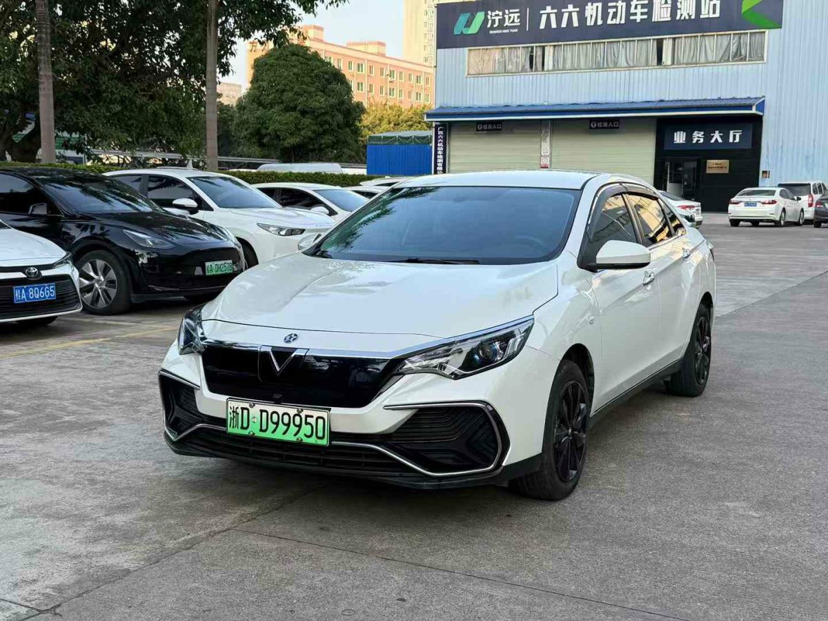 啟辰 D60  2023款 PLUS 1.6L XE CVT潮領版圖片