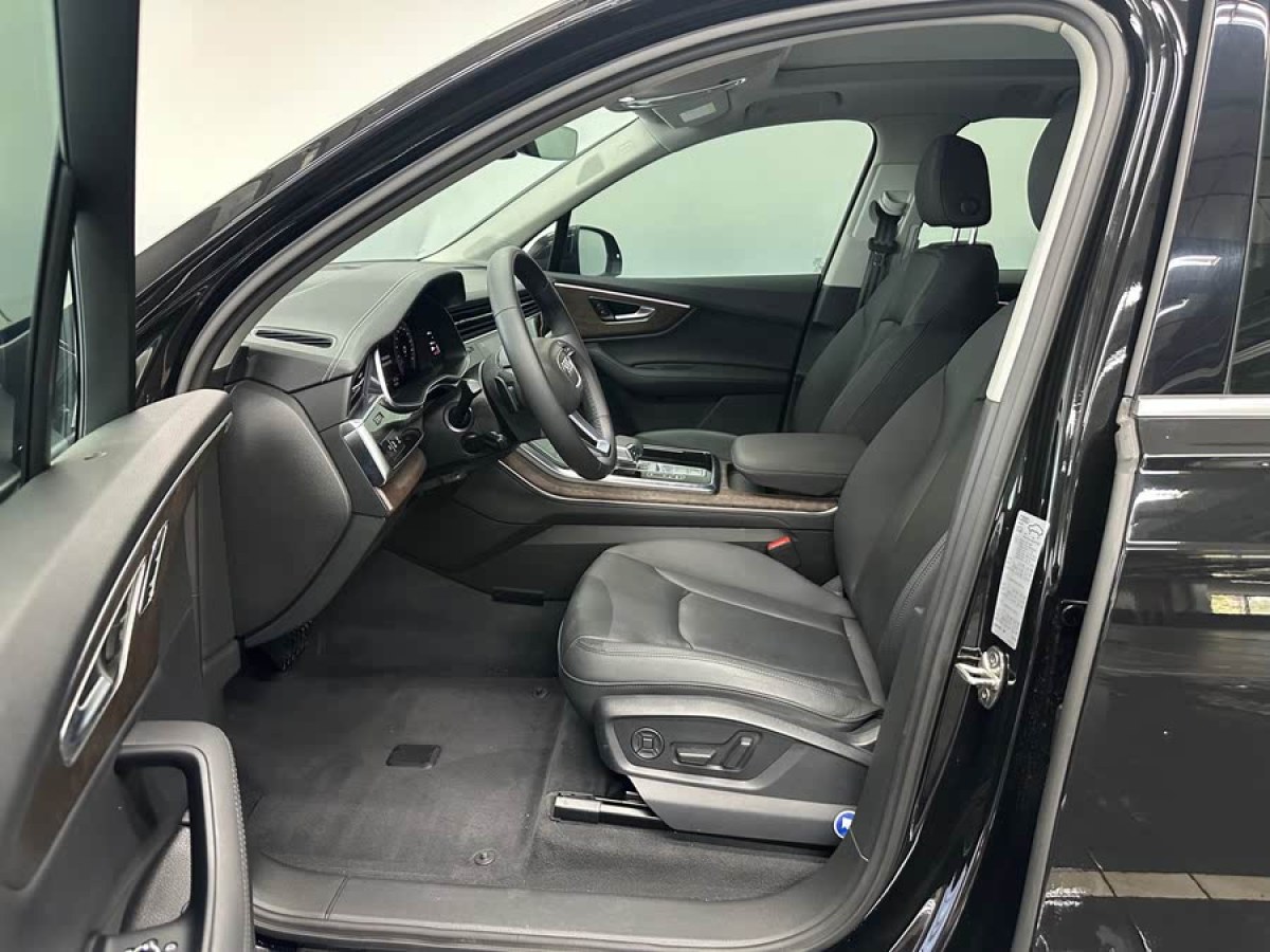 奧迪 奧迪Q7  2023款 45 TFSI quattro S line運動型圖片
