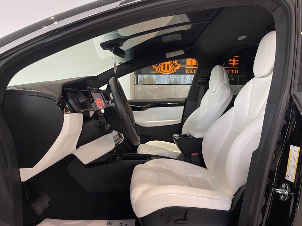 特斯拉 Model X  2019款 長(zhǎng)續(xù)航版圖片