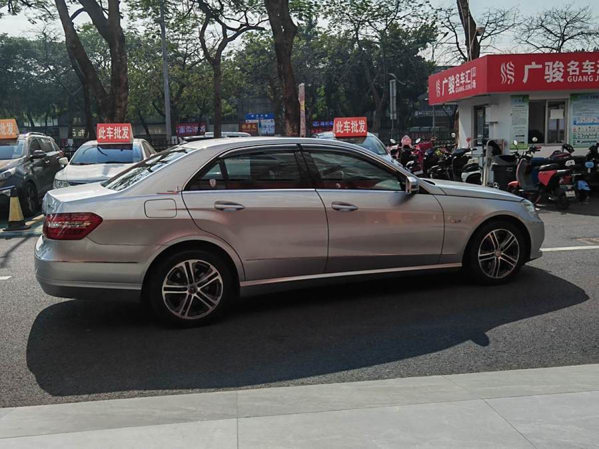 奔馳 奔馳E級  2010款 E 260 L CGI優(yōu)雅型圖片