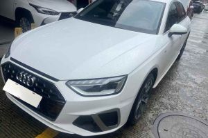 奧迪A4L 奧迪 35 TFSI 時(shí)尚動(dòng)感型