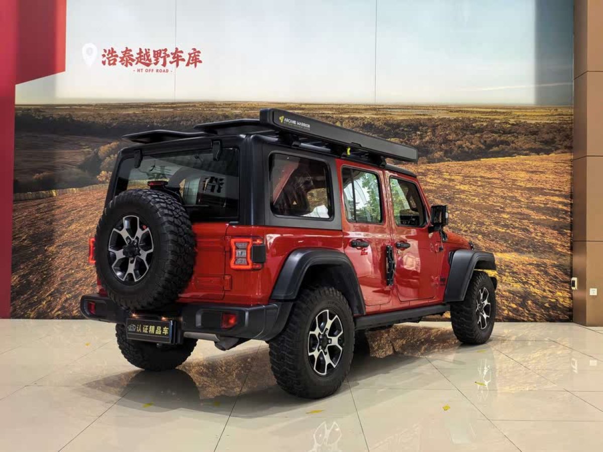 Jeep 牧馬人  2024款 2.0T 羅賓漢四門版圖片