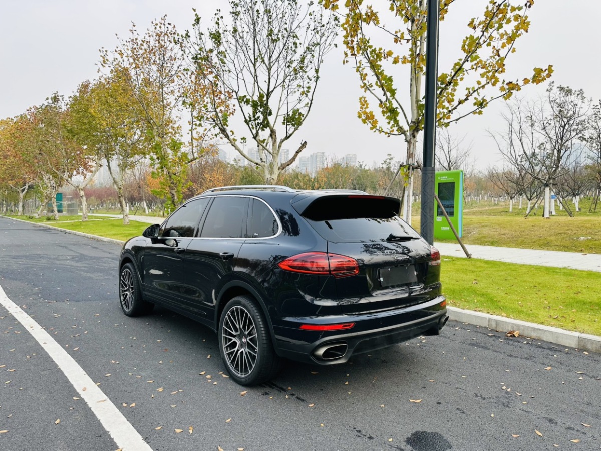 保時(shí)捷 Cayenne  2016款 Cayenne 3.0T圖片