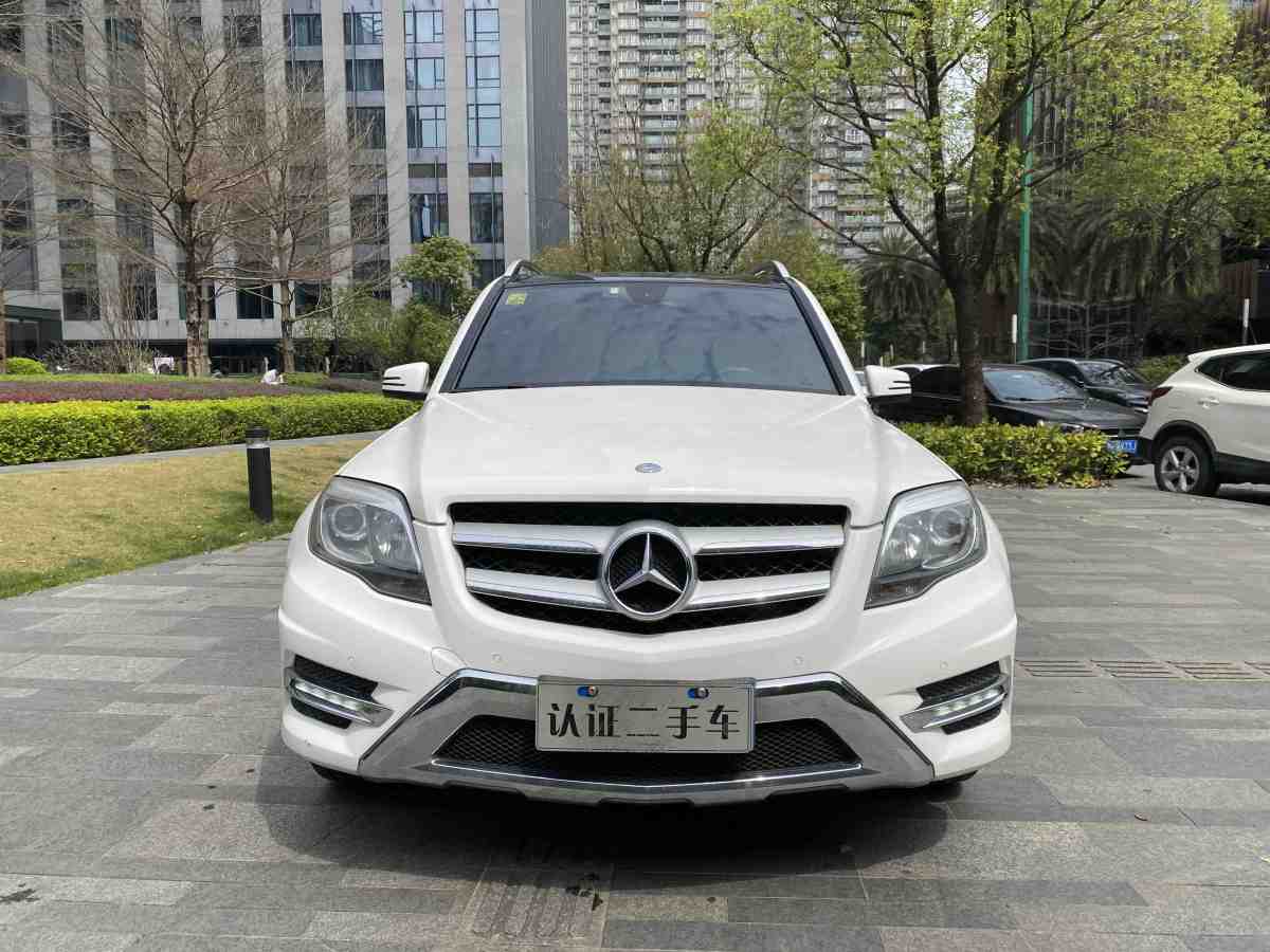 2015年3月奔馳 奔馳GLK級(jí)  2015款 GLK 260 4MATIC 動(dòng)感型 極致版