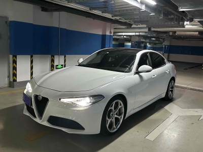 2019年2月 阿爾法·羅密歐 Giulia 2.0T 280HP 豪華版圖片