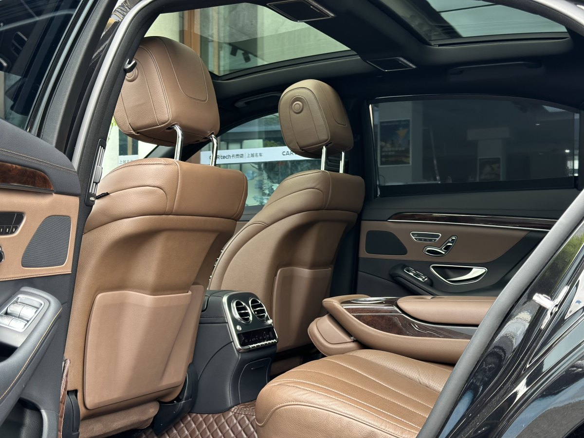 2018年10月奔驰 奔驰S级  2019款 S 350 L 尊贵型