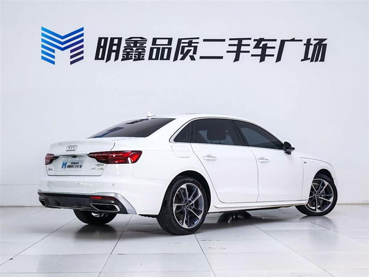 奧迪 奧迪A4L  2022款 40 TFSI 時尚動感型圖片