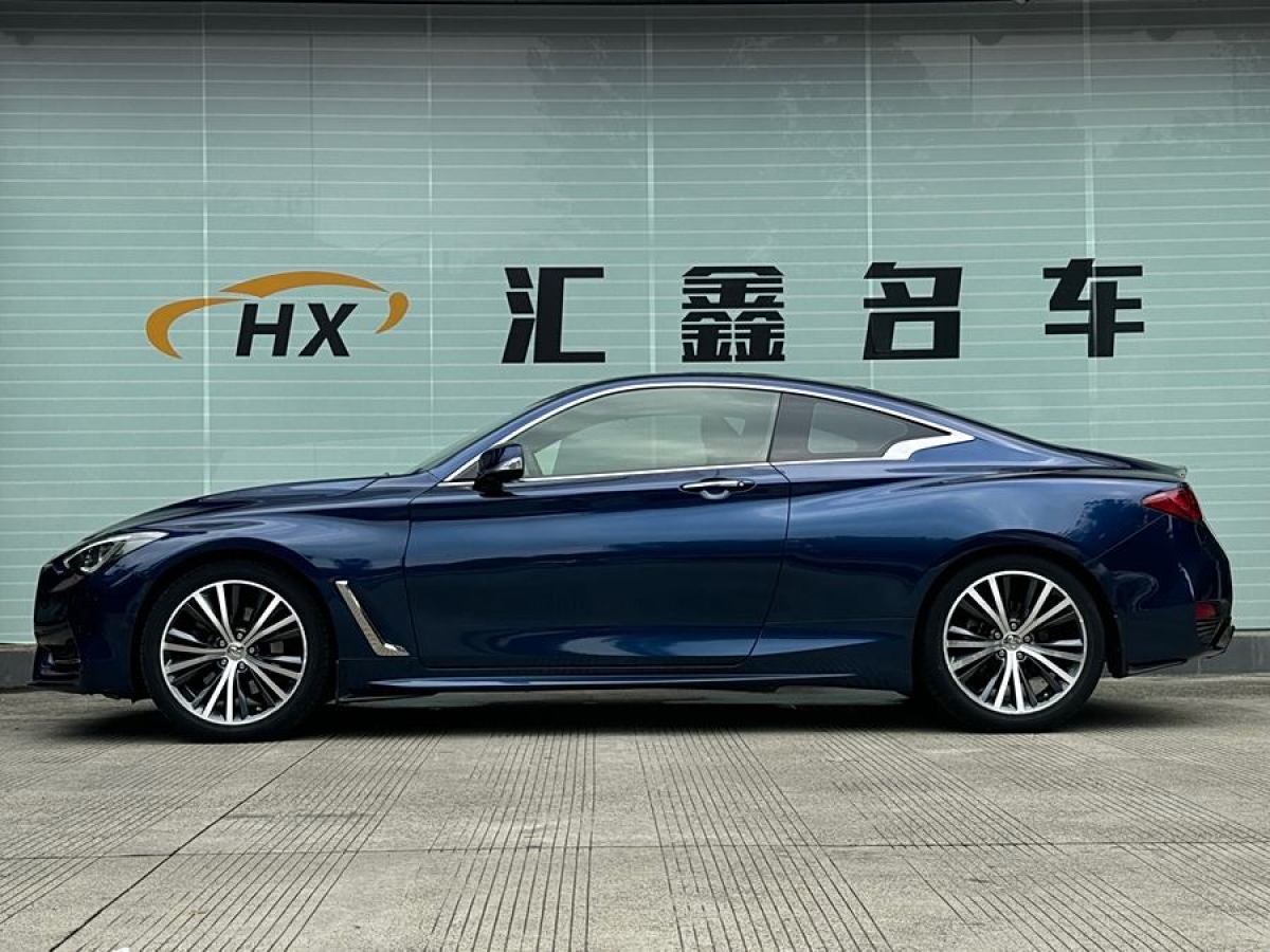 英菲尼迪 Q60  2017款 2.0T 豪華版圖片