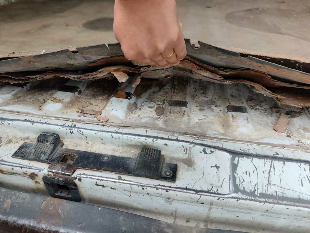 福特 全順  2019款 2.0T柴油廂式運(yùn)輸車(chē)中軸中頂3座國(guó)VI圖片