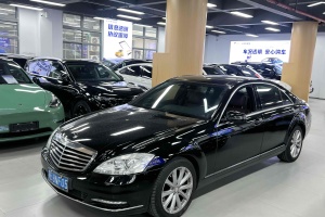 奔驰S级 奔驰 S 300 L 豪华型