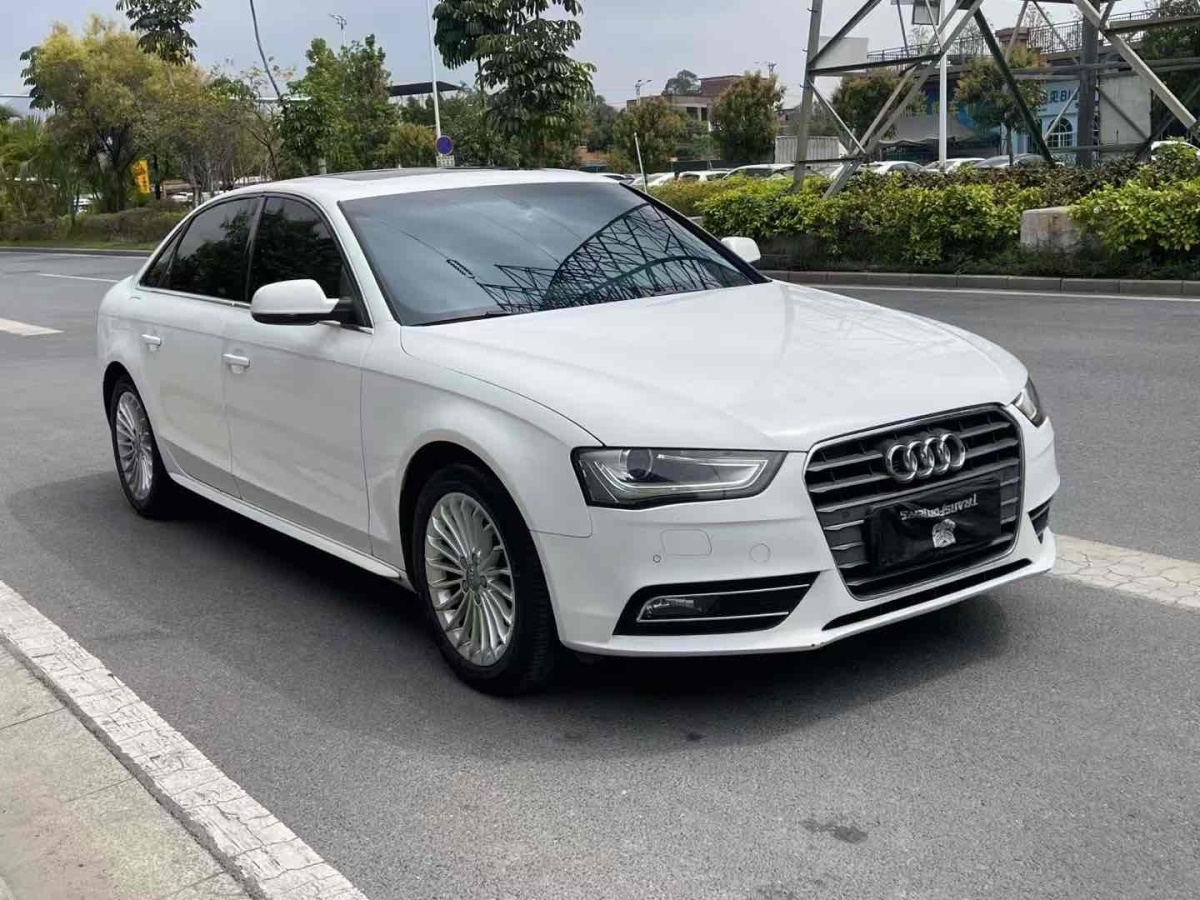 奧迪 奧迪A4L  2015款 35 TFSI 百萬紀(jì)念舒享版型圖片