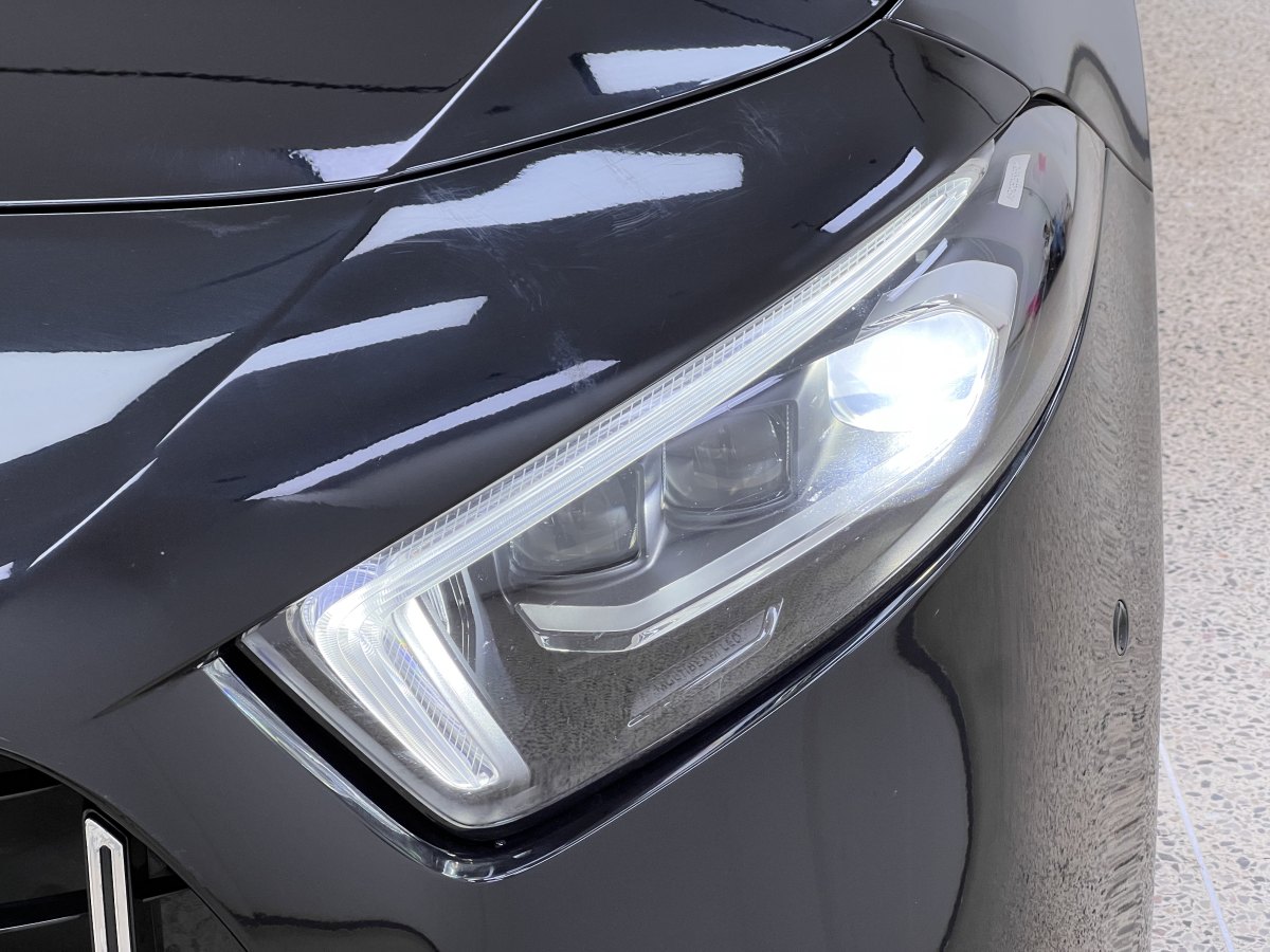奔馳 奔馳A級AMG  2020款 AMG A 35 4MATIC圖片