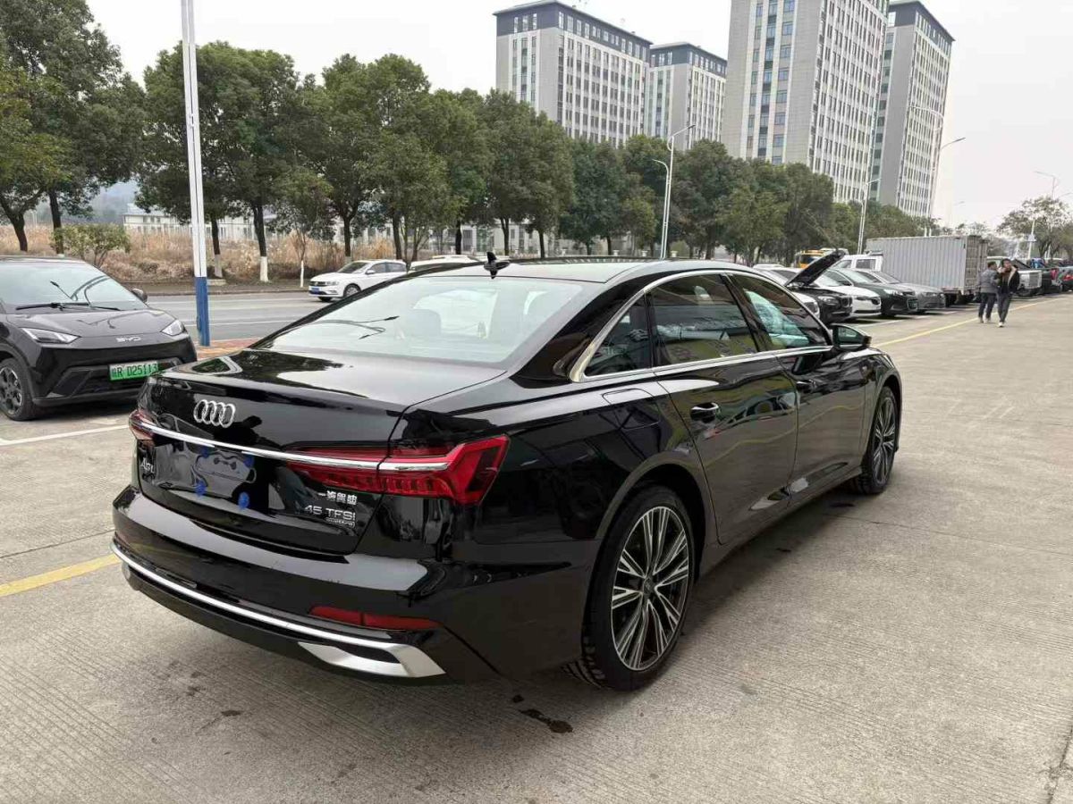 奧迪 奧迪A6L  2024款 40 TFSI 豪華動感型圖片