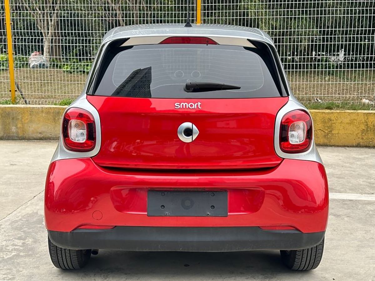 smart forfour  2018款 1.0L 52千瓦靈動版圖片