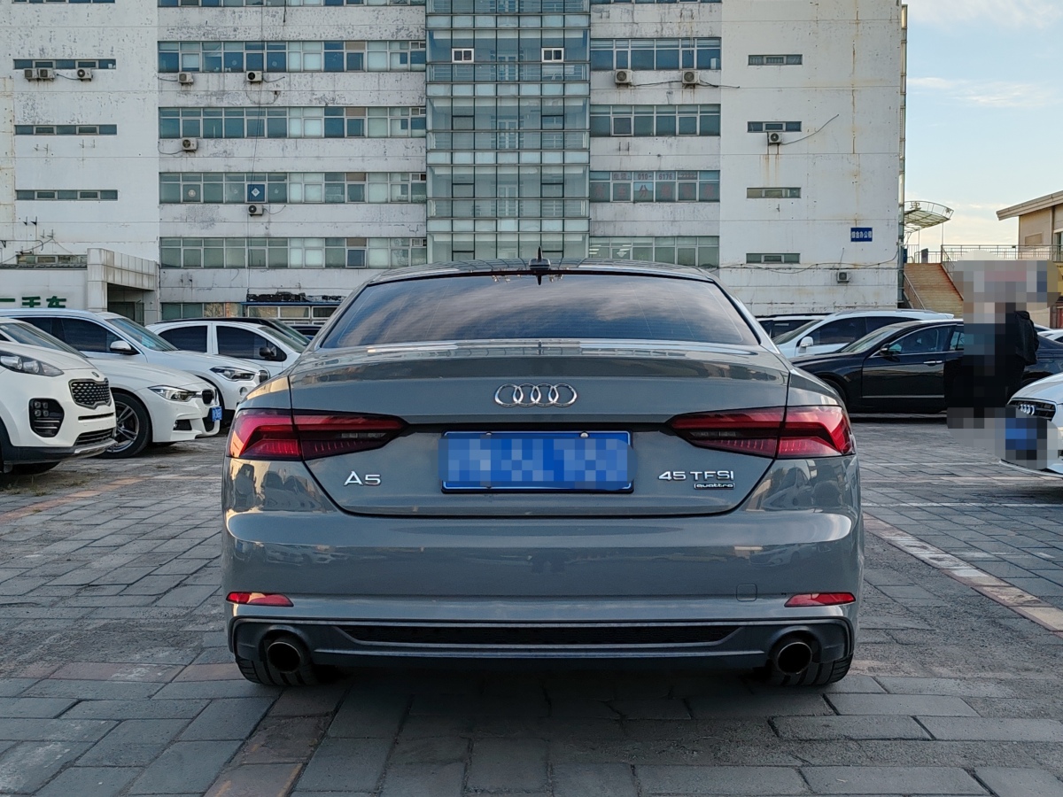 奧迪 奧迪A5  2017款 Coupe 45 TFSI quattro 運動型圖片