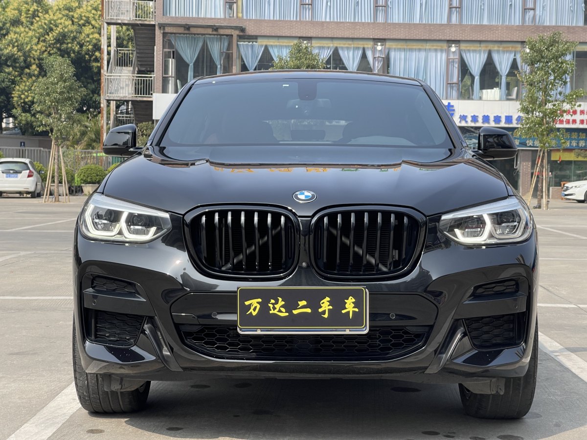 寶馬 寶馬X4  2021款 xDrive 25i M運(yùn)動(dòng)曜夜套裝圖片