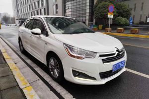 C4世嘉 雪鐵龍 1.6L 手動車載互聯(lián)版