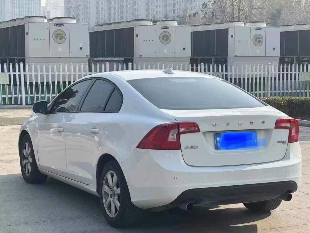 沃爾沃 S60  2011款 2.0T 智雅版圖片