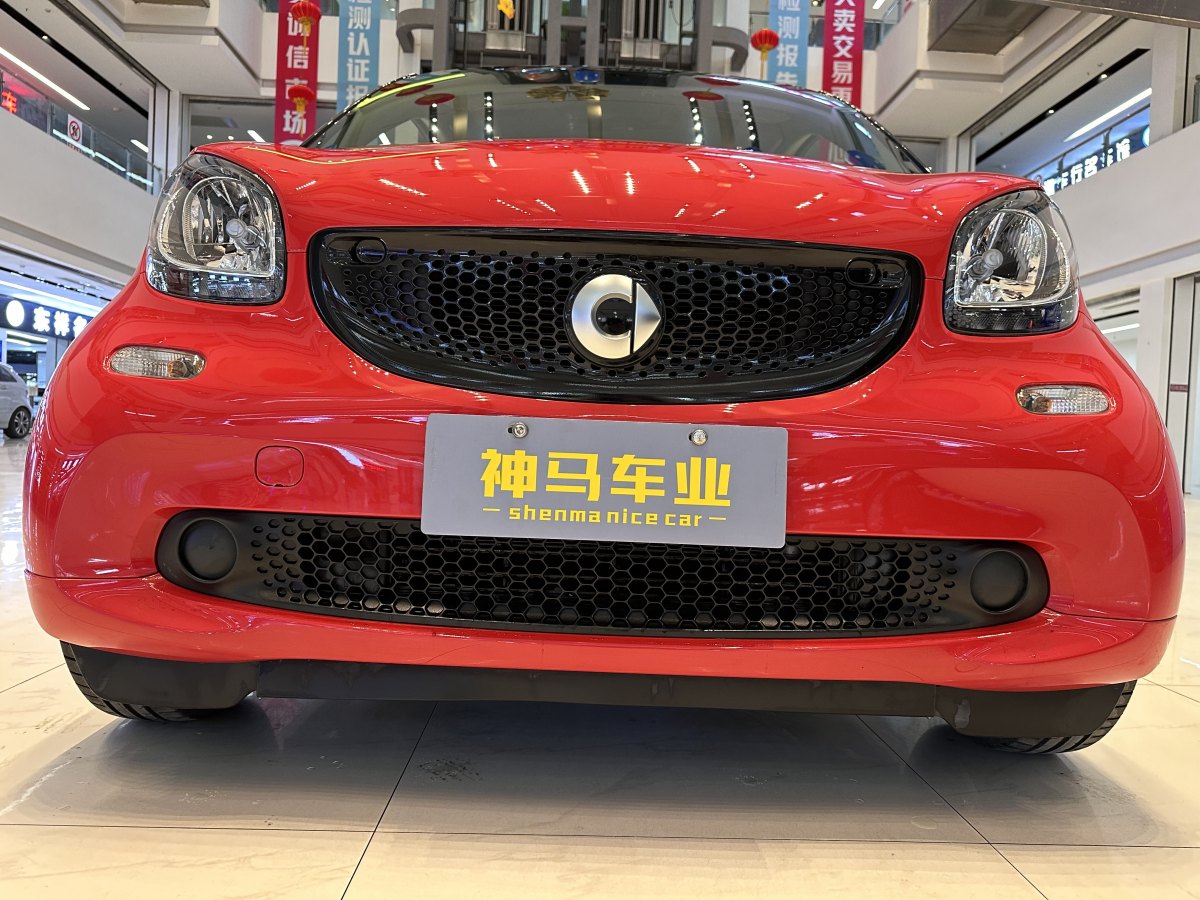 2018年9月smart fortwo  2018款 1.0L 52千瓦硬頂激情版