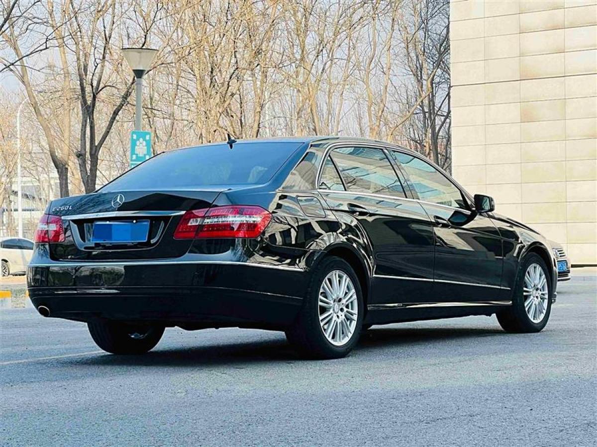 奔馳 奔馳E級  2013款 E 260 L CGI優(yōu)雅型圖片