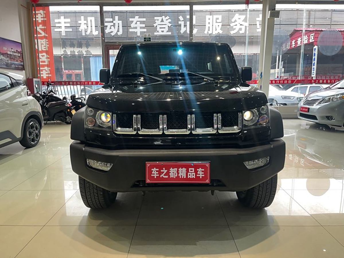 北京 BJ40  2016款 40L 2.3T 自動四驅(qū)尊享版圖片