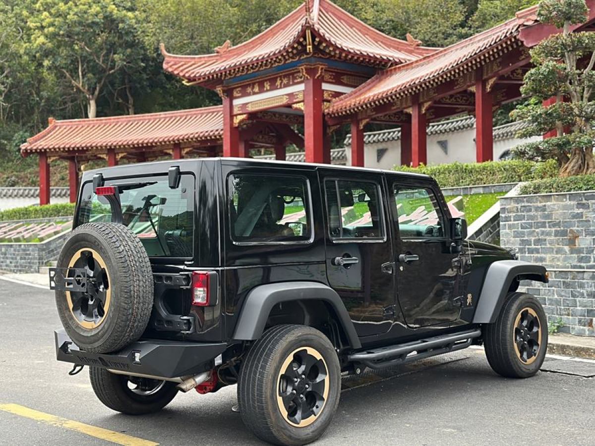 Jeep 牧馬人  2014款 3.6L 龍騰典藏版圖片