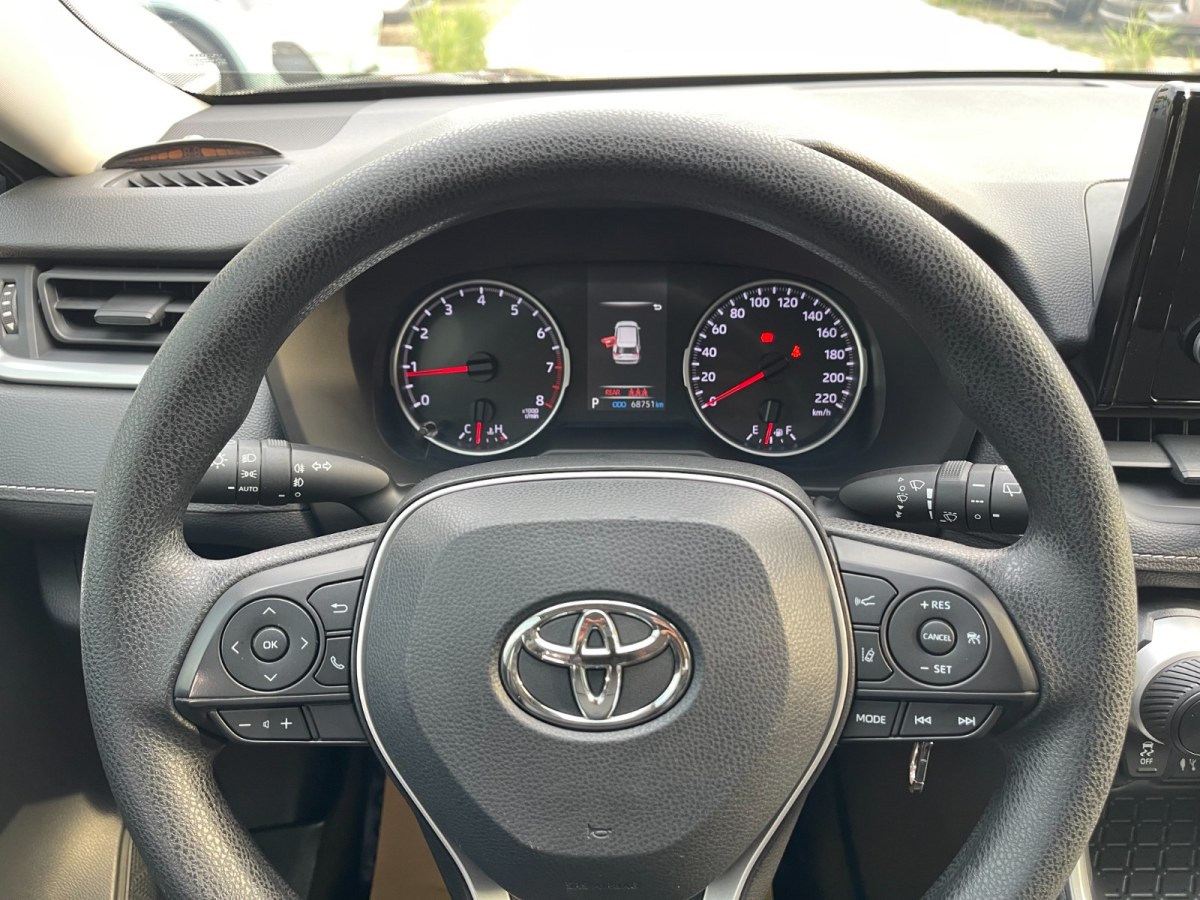 丰田 RAV4荣放  2020款 2.0L CVT两驱都市版图片