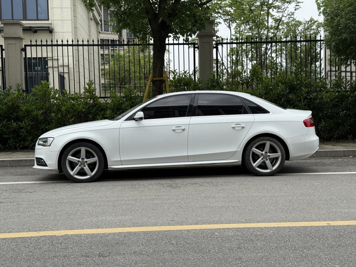 奧迪 奧迪A4L  2015款 35 TFSI 自動舒適型圖片