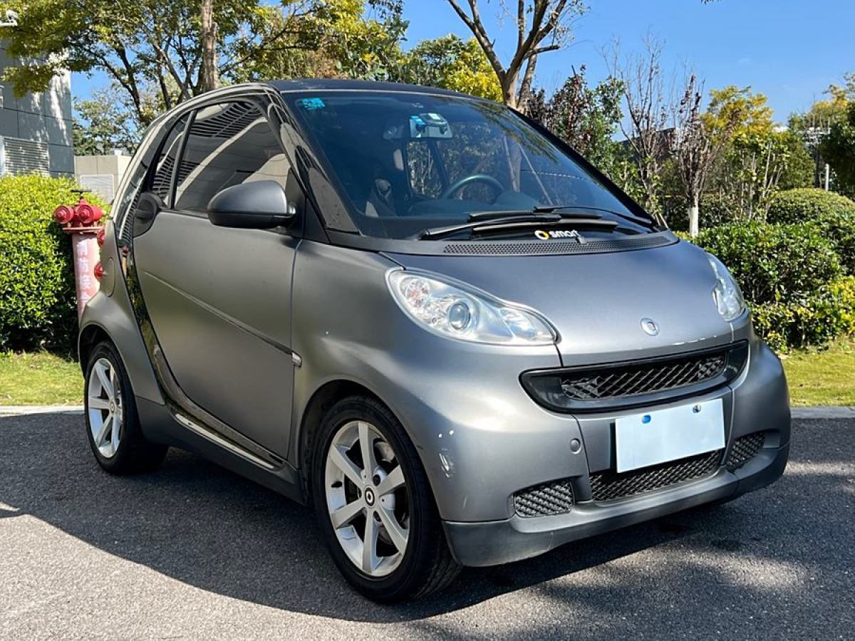 smart fortwo  2012款 1.0 MHD 硬頂標(biāo)準(zhǔn)版圖片