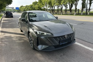 逸動 長安 1.5T GDI自動 尊貴型