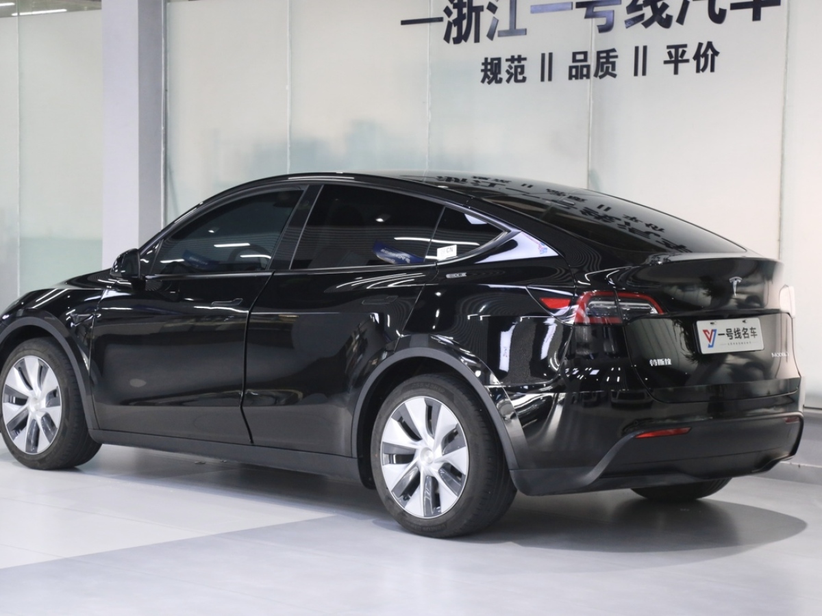 特斯拉 Model 3  2022款 后驅(qū)版圖片