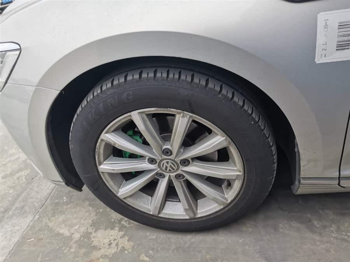 大眾 邁騰  2018款 330TSI DSG 領(lǐng)先型圖片