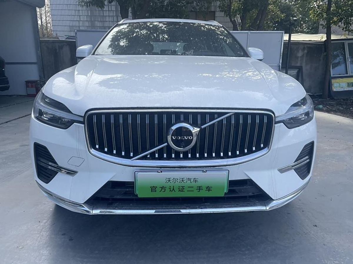 沃爾沃 XC60新能源  2024款 T8 插電混動(dòng) 長(zhǎng)續(xù)航四驅(qū)智雅豪華版圖片