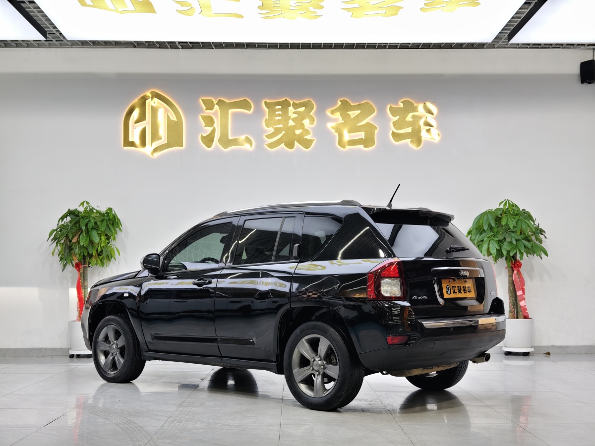 Jeep 指南者  2014款 改款 2.4L 四驅舒適版圖片