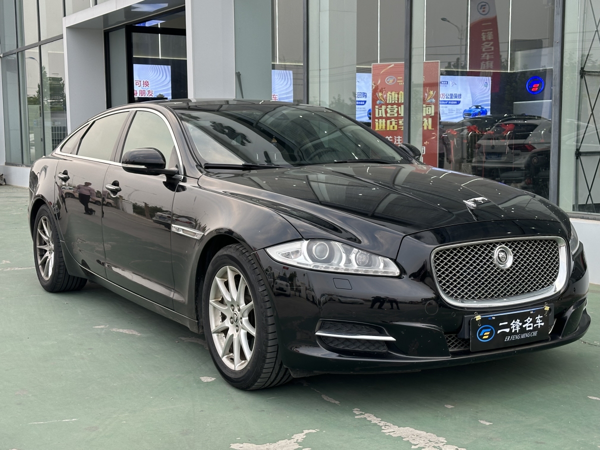 捷豹 XJ  2012款 XJL 3.0 全景商務(wù)版圖片